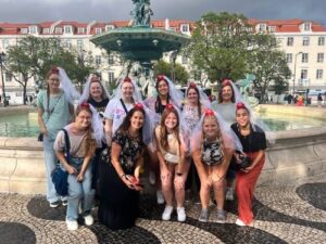 wesleyan students visiting spain and portugal