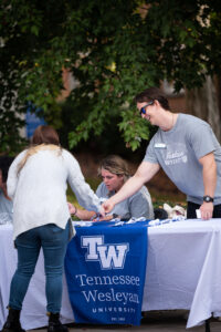 checking in at tennessee wesleyan choose blue