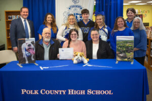 Tennessee Wesleyan students and faculty at a signing